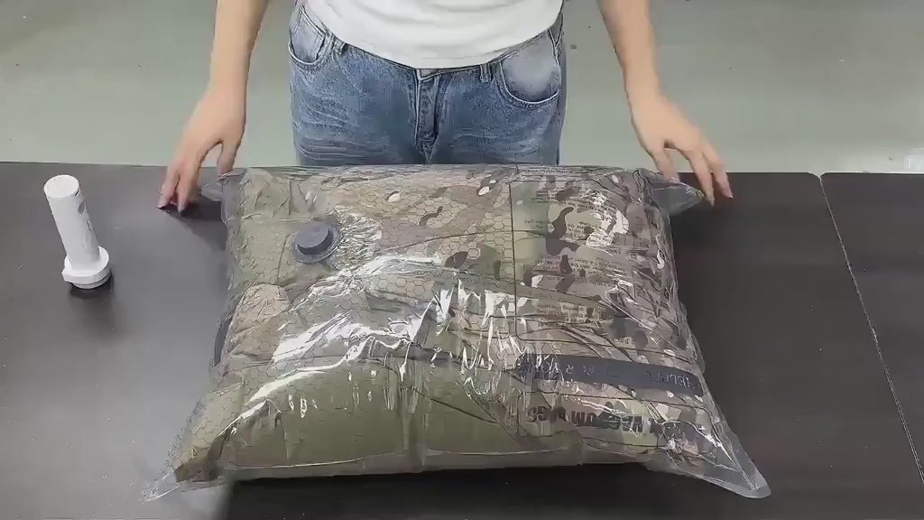 Wireless Travel Vacuum Storage Bag Set (Includes Rechargeable Air Pump)
